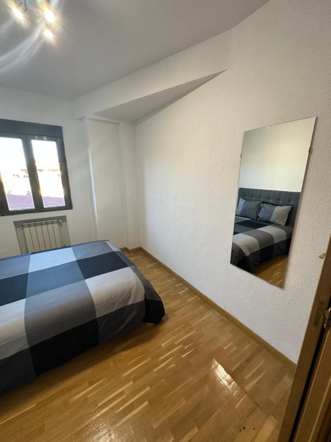 Grand Plaza Mayor Мадрид Екстериор снимка